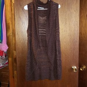 Brown sleeveless sweater vest
